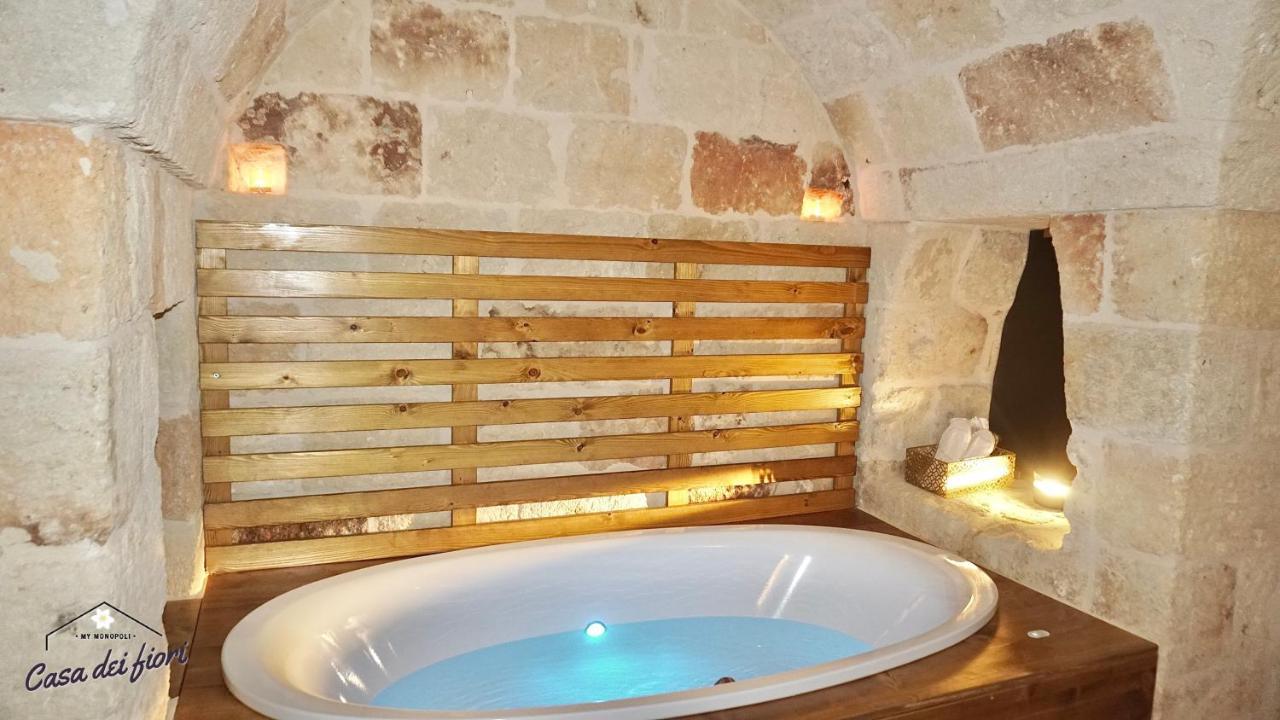 My Monopoli - Casa Dei Fiori Suite "Mimosa" Casa D'Epoca ภายนอก รูปภาพ